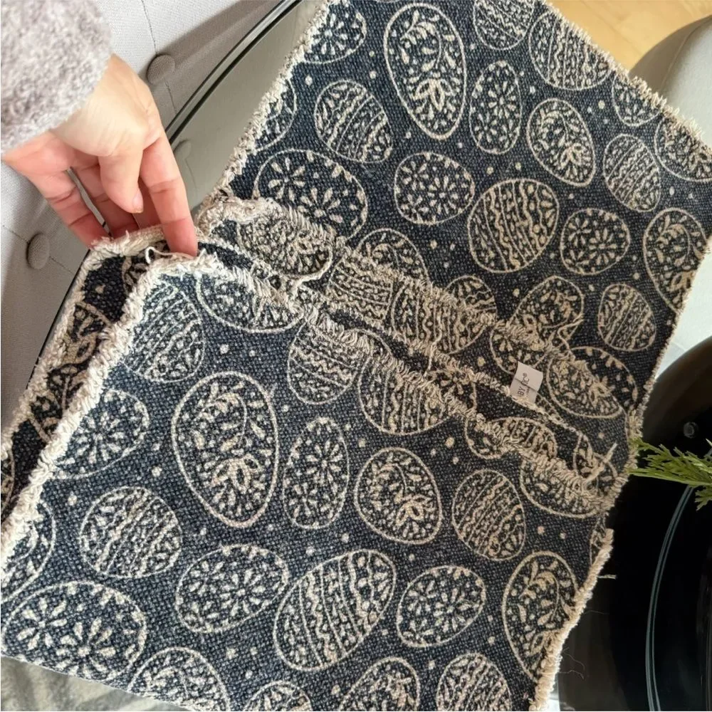 Shabby Chic by Rachel Ashwell Set of 4 Easter Egg Placemats Teal Blue and White
